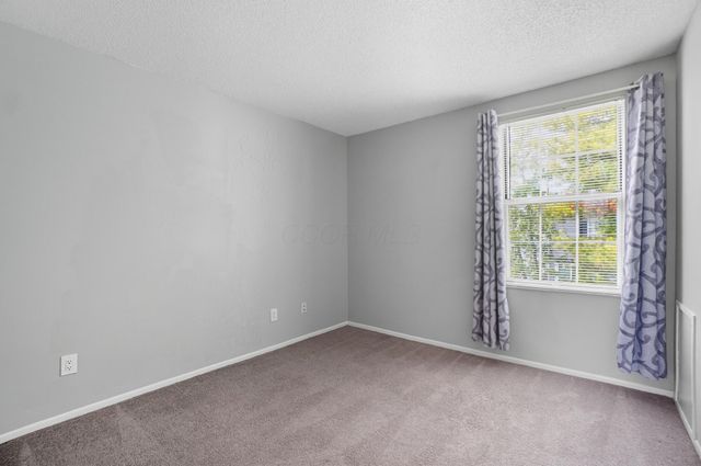 5041 Stoneybrook Boulevard, 9E, Hilliard, OH 43026