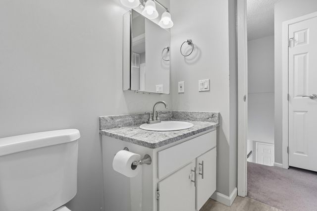 5041 Stoneybrook Boulevard, 9E, Hilliard, OH 43026