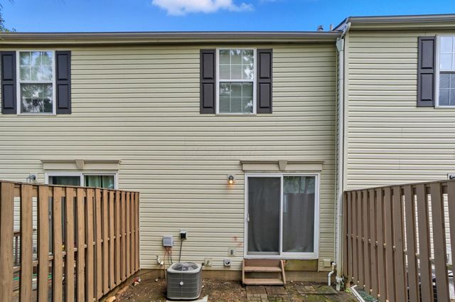 5041 Stoneybrook Boulevard, 9E, Hilliard, OH 43026