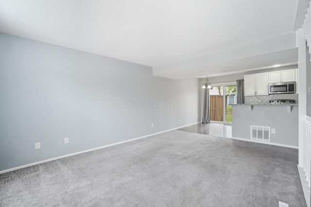 5041 Stoneybrook Boulevard, 9E, Hilliard, OH 43026