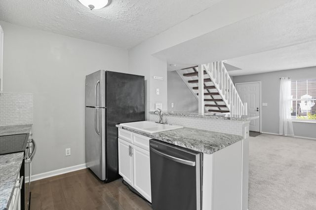 5041 Stoneybrook Boulevard, 9E, Hilliard, OH 43026