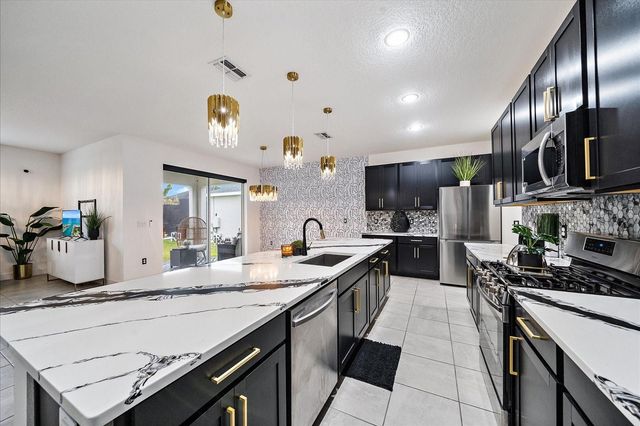 5453 DEL CORONADO DRIVE, Apollo Beach, FL 33572