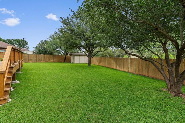 219 Wildwood DR, Georgetown, TX 78633