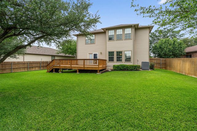 219 Wildwood DR, Georgetown, TX 78633