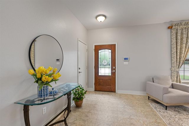 219 Wildwood DR, Georgetown, TX 78633