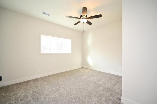 103 Sally Circle, Dearborn, MO 64439