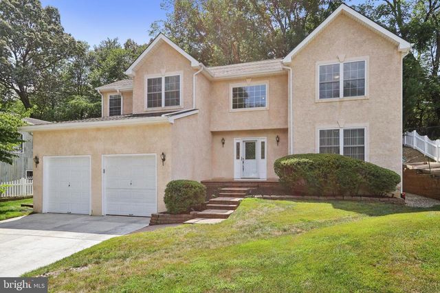 8 FOUNTAIN CT, Cherry Hill, NJ 08034