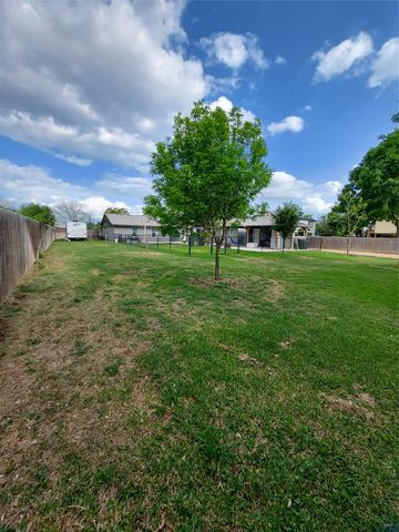 209 Green Pasture, Hutto, TX 78634