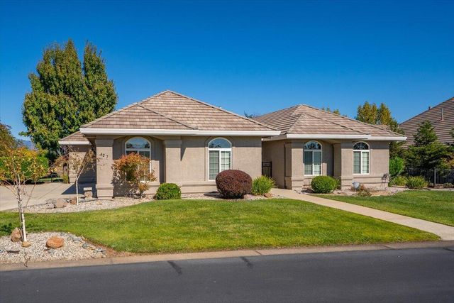 827 Santa Cruz Drive, Redding, CA 96003