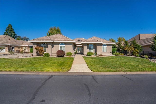 827 Santa Cruz Drive, Redding, CA 96003