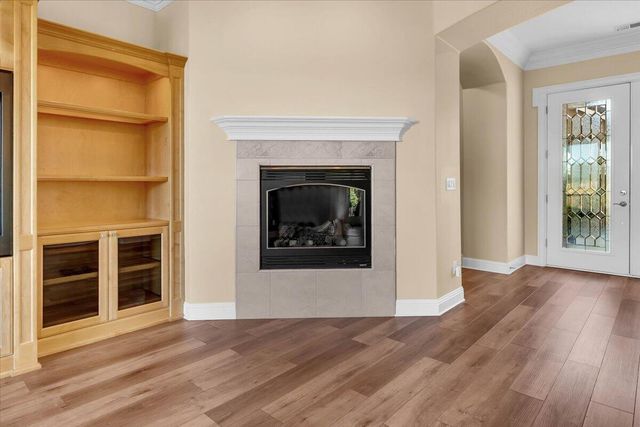 827 Santa Cruz Drive, Redding, CA 96003