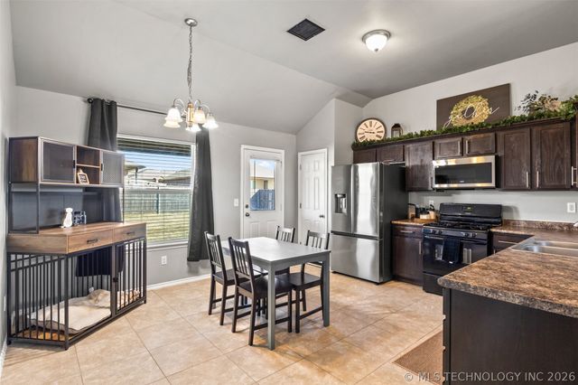 3014 Talbot Circle, Bartlesville, OK 74006