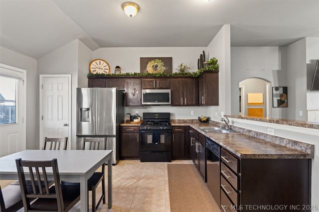 3014 Talbot Circle, Bartlesville, OK 74006