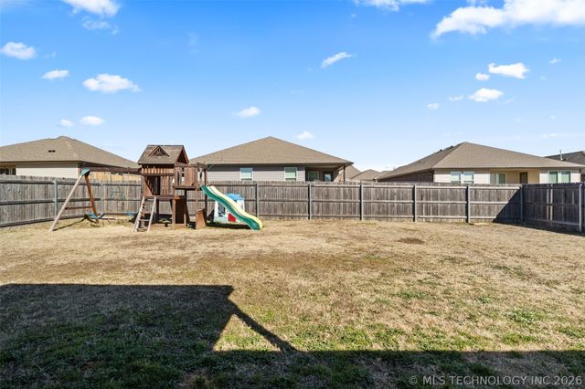 3014 Talbot Circle, Bartlesville, OK 74006