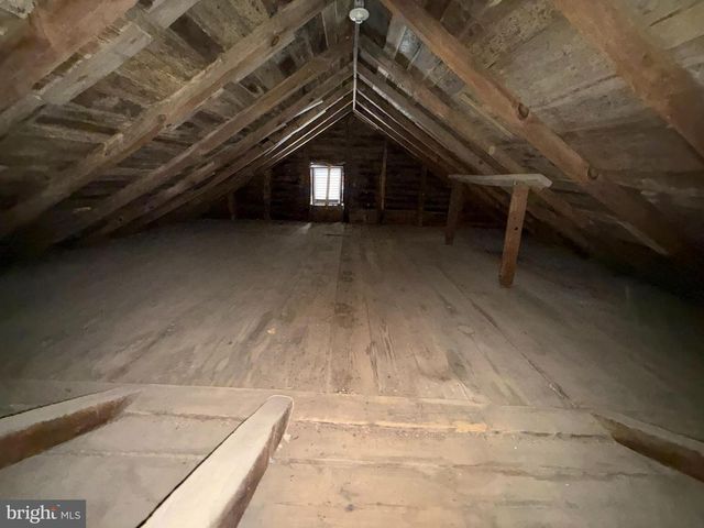 1819 ARMSTRONG VALLEY RD, Halifax, PA 17032