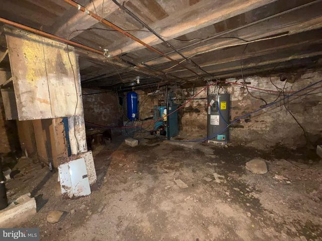 1819 ARMSTRONG VALLEY RD, Halifax, PA 17032