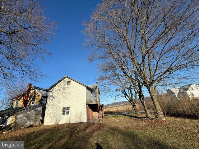 1819 ARMSTRONG VALLEY RD, Halifax, PA 17032