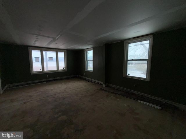 1819 ARMSTRONG VALLEY RD, Halifax, PA 17032