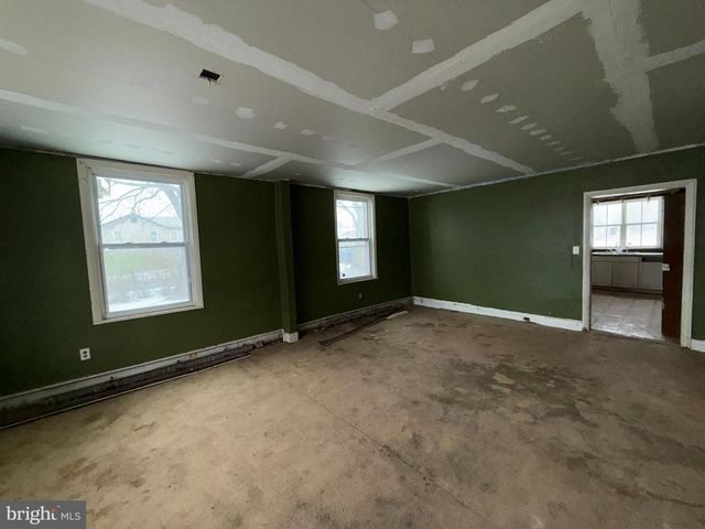 1819 ARMSTRONG VALLEY RD, Halifax, PA 17032