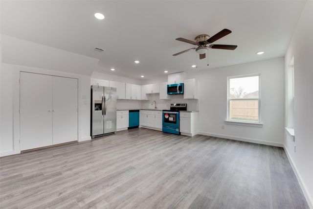 8126 Sterlingshire Street A, Houston, TX 77078