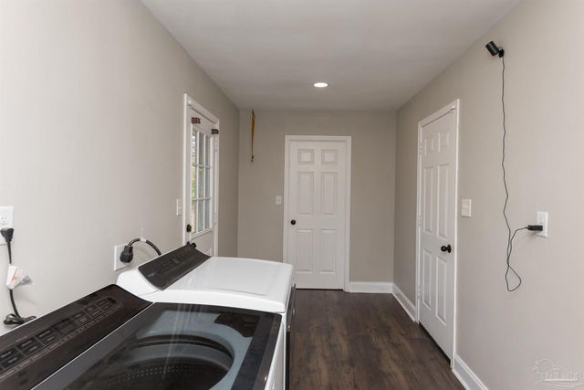 8238 Li Fair Dr, Pensacola, FL 32506