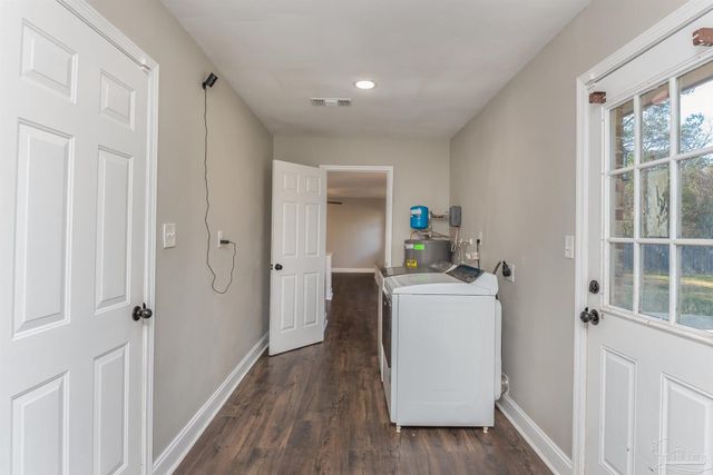 8238 Li Fair Dr, Pensacola, FL 32506