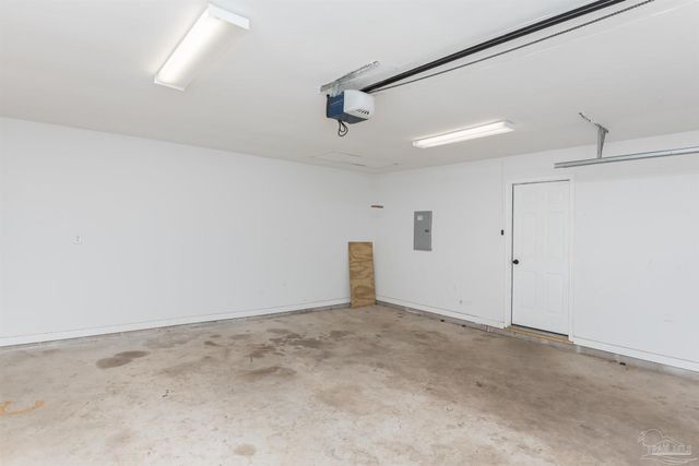 8238 Li Fair Dr, Pensacola, FL 32506