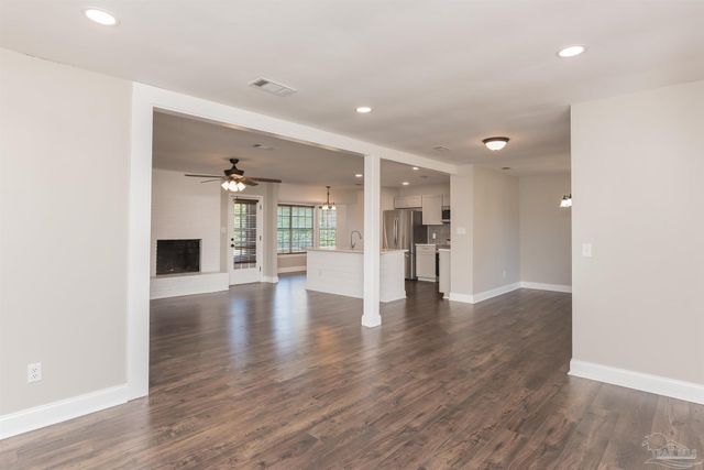 8238 Li Fair Dr, Pensacola, FL 32506