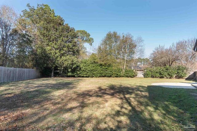 8238 Li Fair Dr, Pensacola, FL 32506