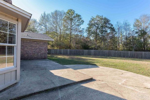 8238 Li Fair Dr, Pensacola, FL 32506