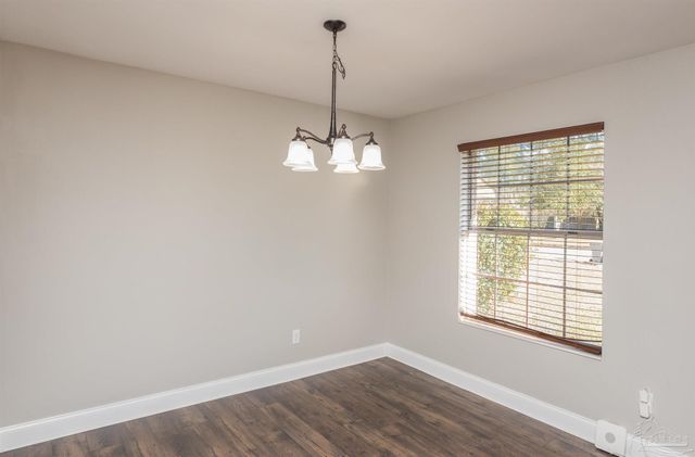 8238 Li Fair Dr, Pensacola, FL 32506