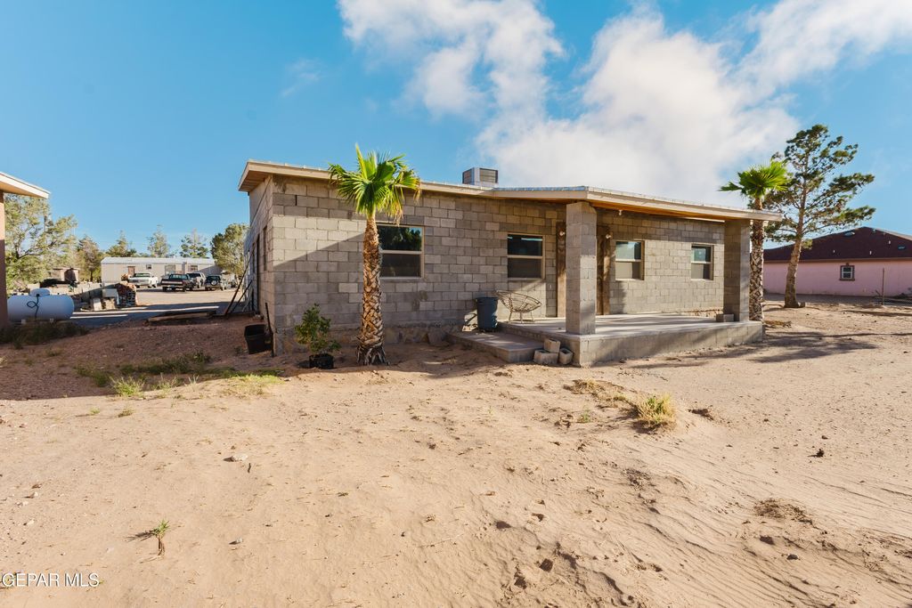 14850 BOCALUSA Avenue, El Paso, TX 79928