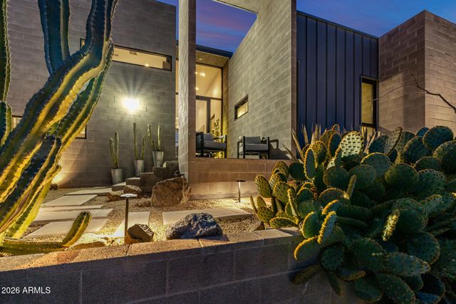 33893 N CHUCKWALLA Trail, Queen Creek, AZ 85144