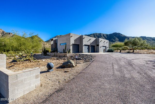 33893 N CHUCKWALLA Trail, Queen Creek, AZ 85144