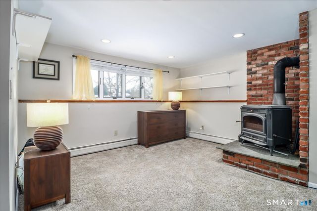 25 Howland Road, New Milford, CT 06776