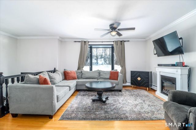 25 Howland Road, New Milford, CT 06776