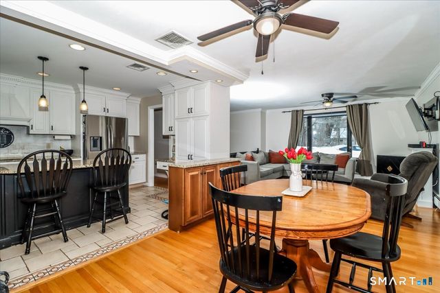 25 Howland Road, New Milford, CT 06776