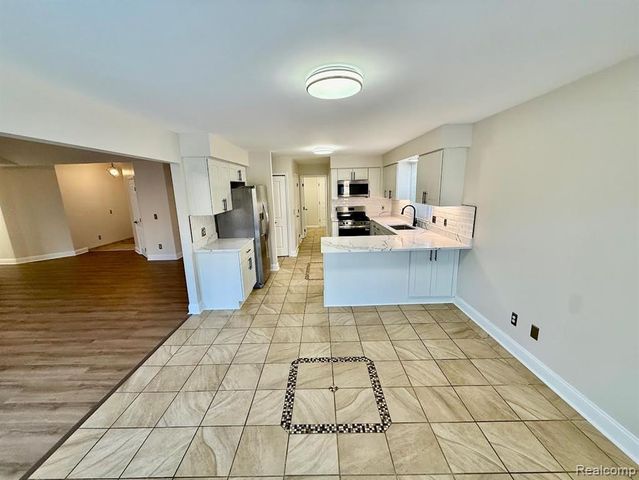 31245 Partridge Lane, Chesterfield, MI 48047