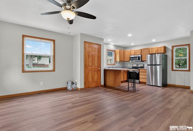 910 9th Avenue, Plattsmouth, NE 68048