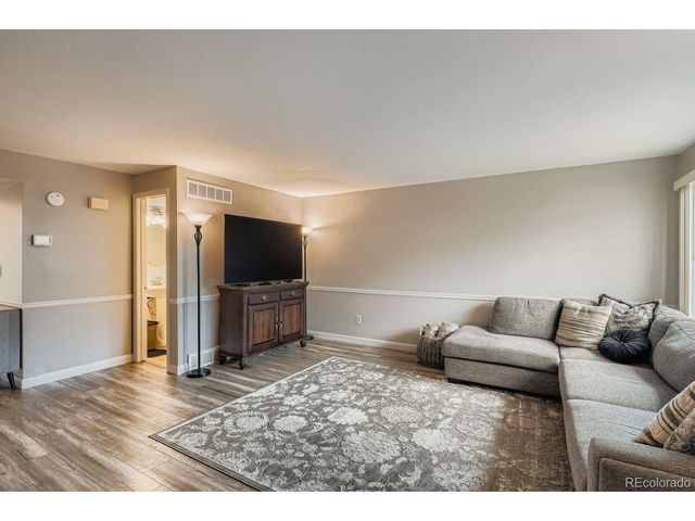 4318 E Maplewood Way, Centennial, CO 80121