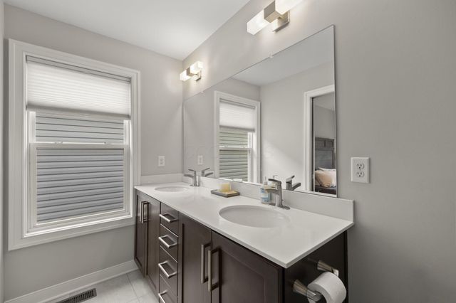 1279 N Grant Avenue, Columbus, OH 43201