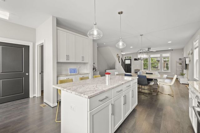 1279 N Grant Avenue, Columbus, OH 43201
