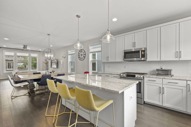1279 N Grant Avenue, Columbus, OH 43201