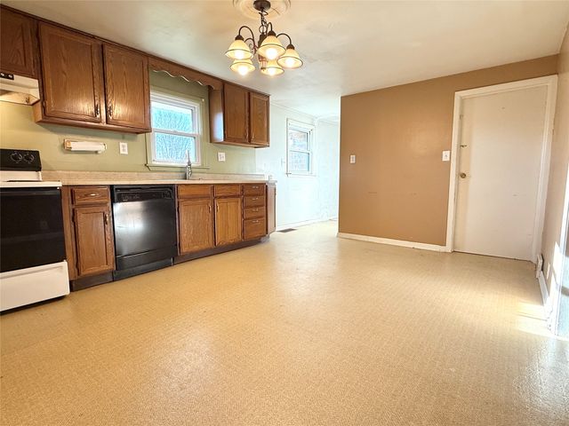 2829 FEASLER Avenue, Millcreek, PA 16506