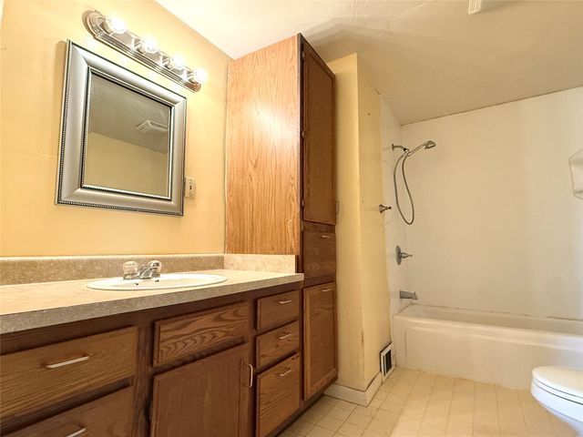 2829 FEASLER Avenue, Millcreek, PA 16506