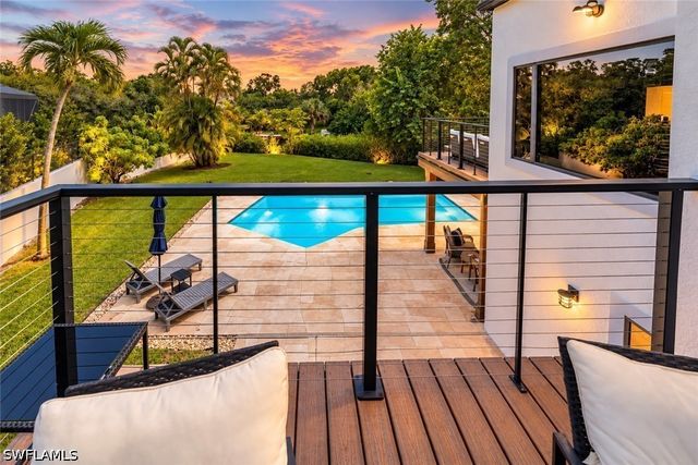114 Westwood DR, Naples, FL 34110