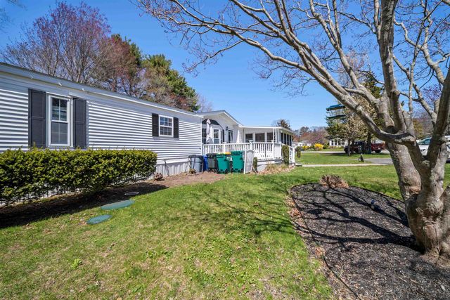 24 Granite Drive, North Hampton, NH 03862