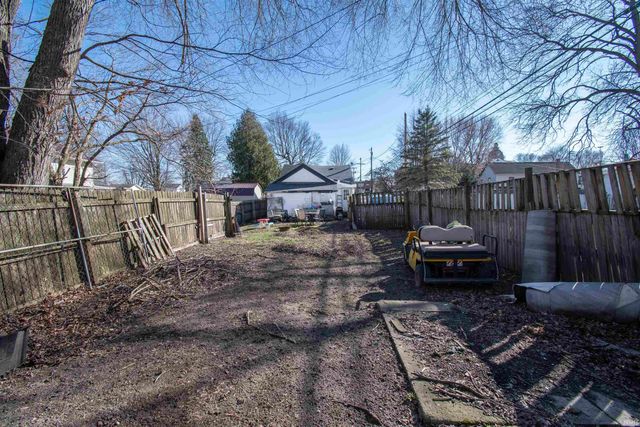 109 E Factory Street, Lagrange, IN 46761