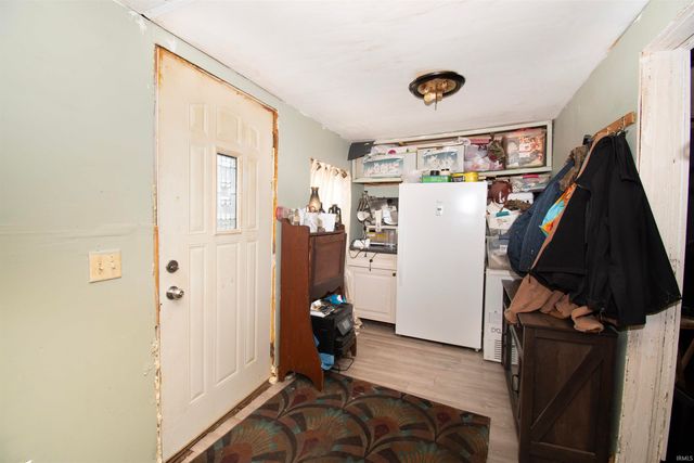 109 E Factory Street, Lagrange, IN 46761