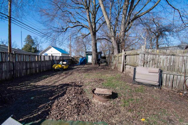 109 E Factory Street, Lagrange, IN 46761